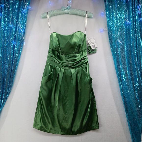 NWT David's Bridal Formal Event Dress $99 Clover Green Size 6 Pockets Sleeveless - Picture 1 of 16